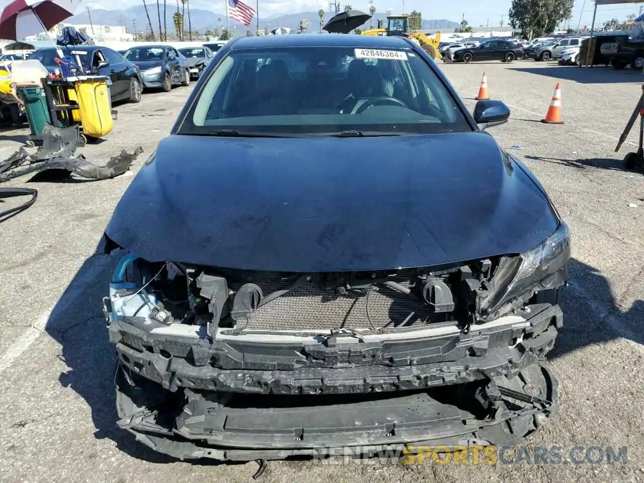 5 Photograph of a damaged car 4T1G11AK6MU522188 TOYOTA CAMRY 2021