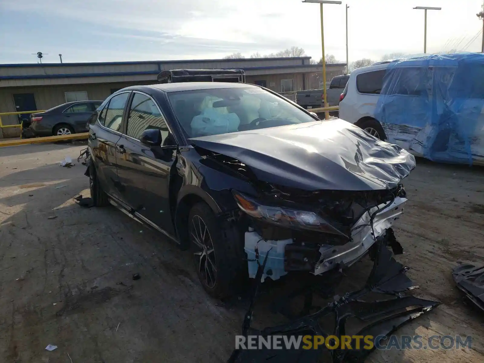 1 Photograph of a damaged car 4T1G11AK6MU523387 TOYOTA CAMRY 2021