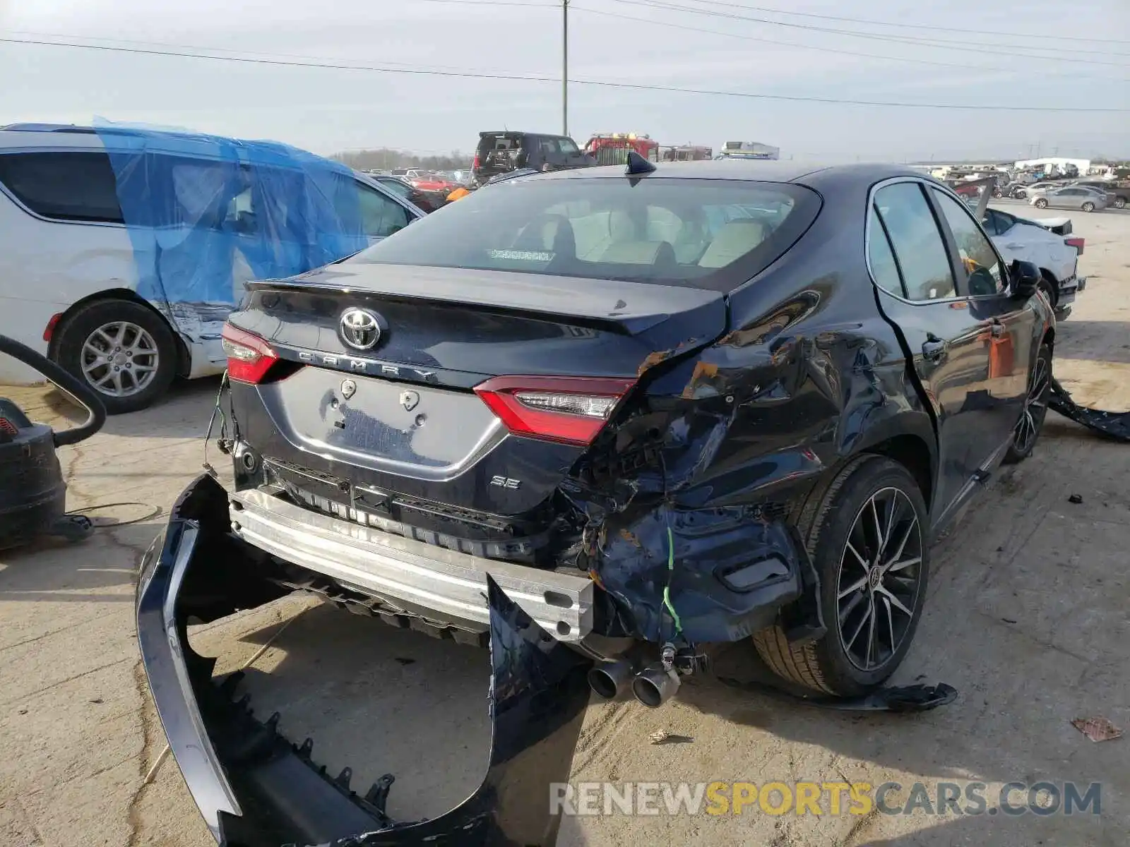 4 Photograph of a damaged car 4T1G11AK6MU523387 TOYOTA CAMRY 2021