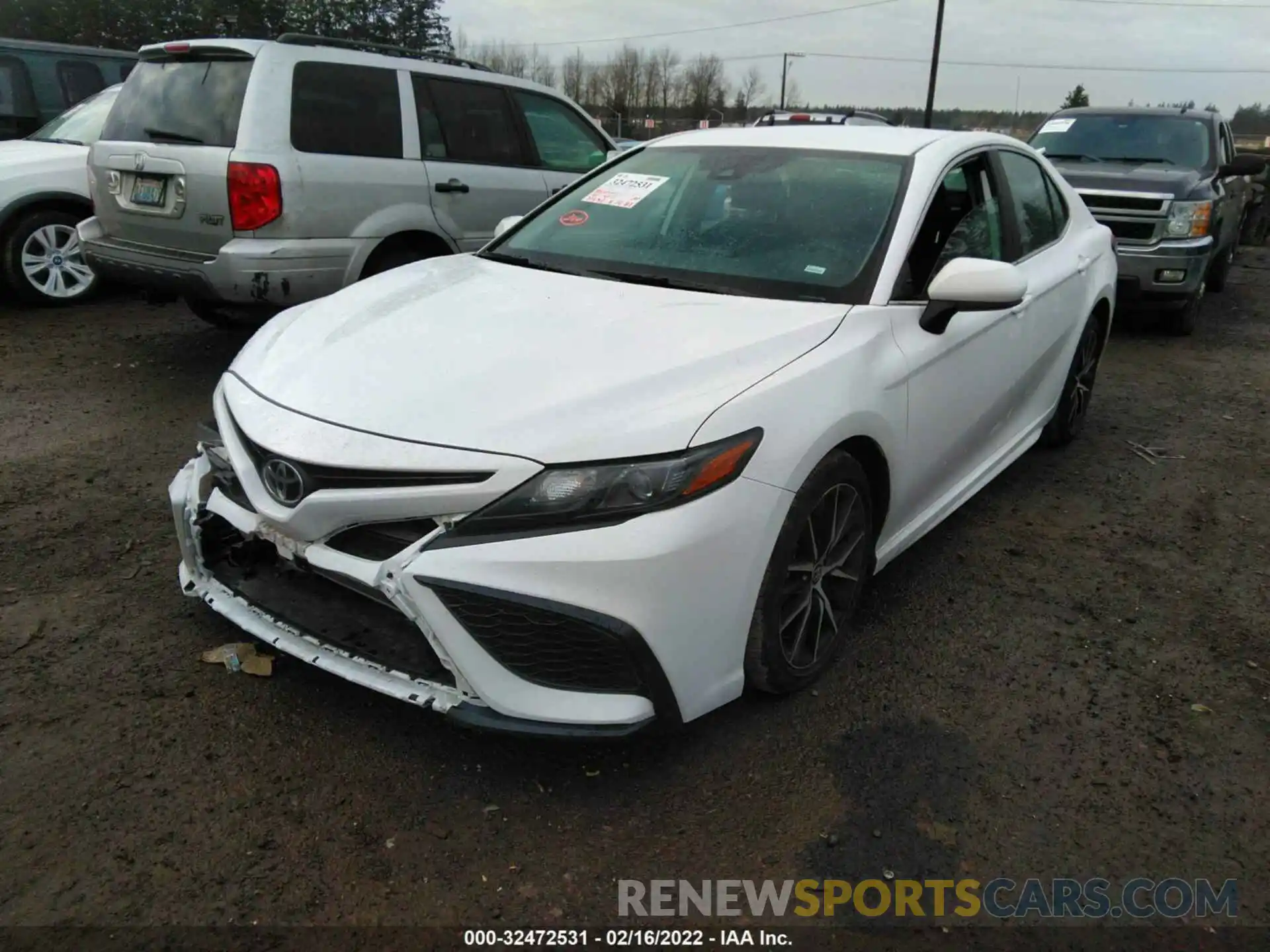 2 Photograph of a damaged car 4T1G11AK6MU524331 TOYOTA CAMRY 2021