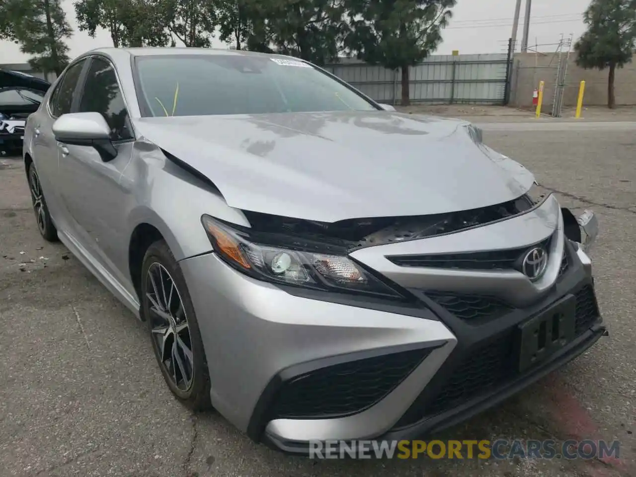 1 Photograph of a damaged car 4T1G11AK6MU529092 TOYOTA CAMRY 2021