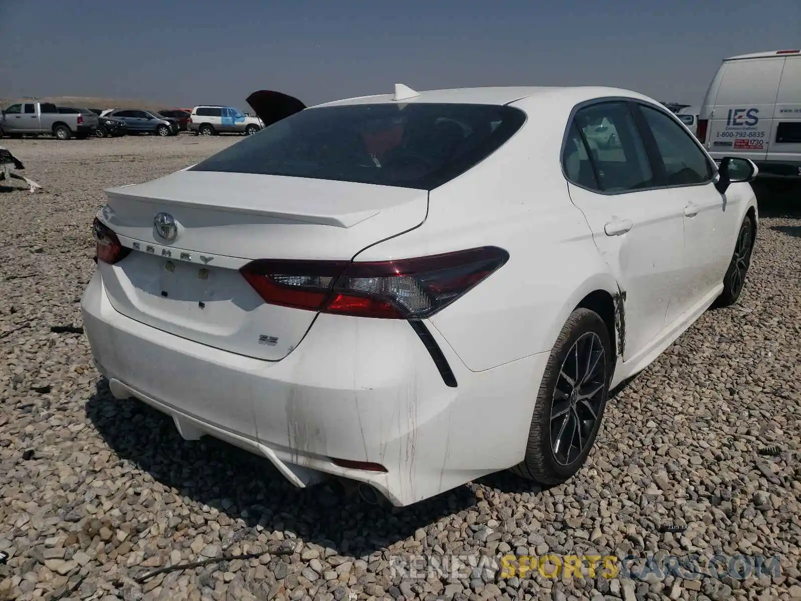 4 Фотография поврежденного автомобиля 4T1G11AK6MU538360 TOYOTA CAMRY 2021