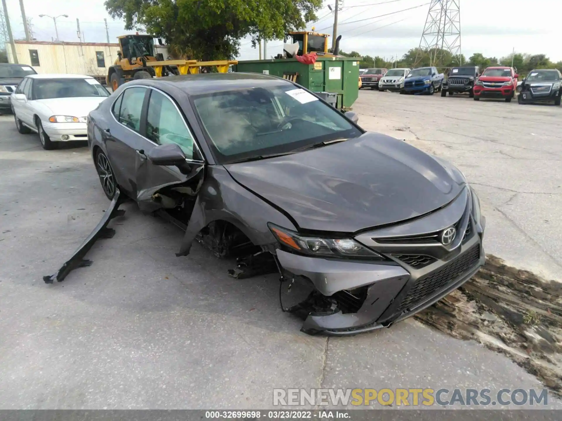 1 Photograph of a damaged car 4T1G11AK6MU539671 TOYOTA CAMRY 2021