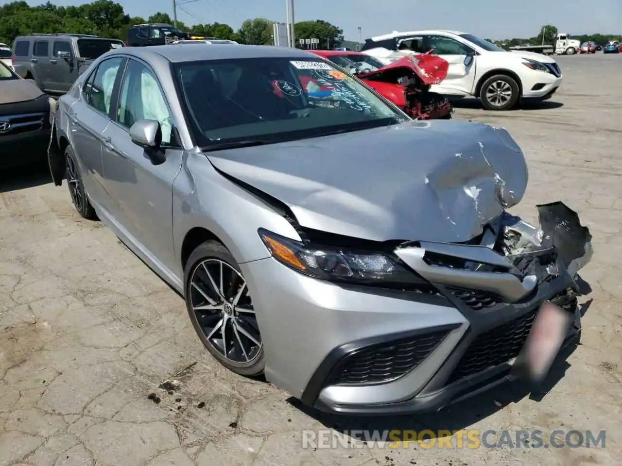 1 Photograph of a damaged car 4T1G11AK6MU544157 TOYOTA CAMRY 2021