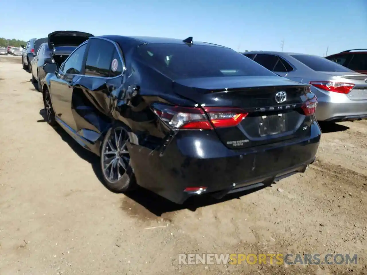 3 Photograph of a damaged car 4T1G11AK6MU556261 TOYOTA CAMRY 2021