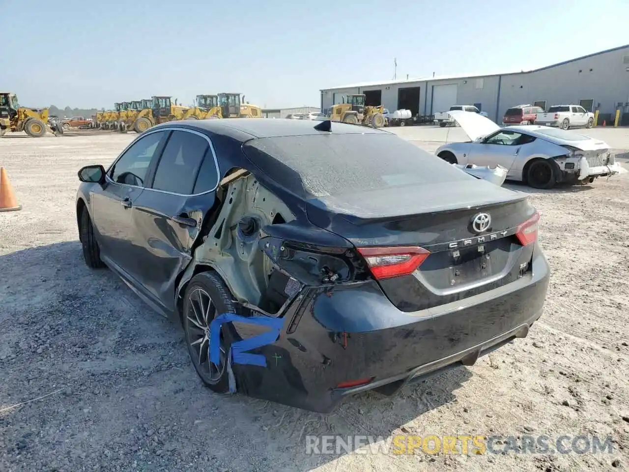 3 Photograph of a damaged car 4T1G11AK6MU557362 TOYOTA CAMRY 2021