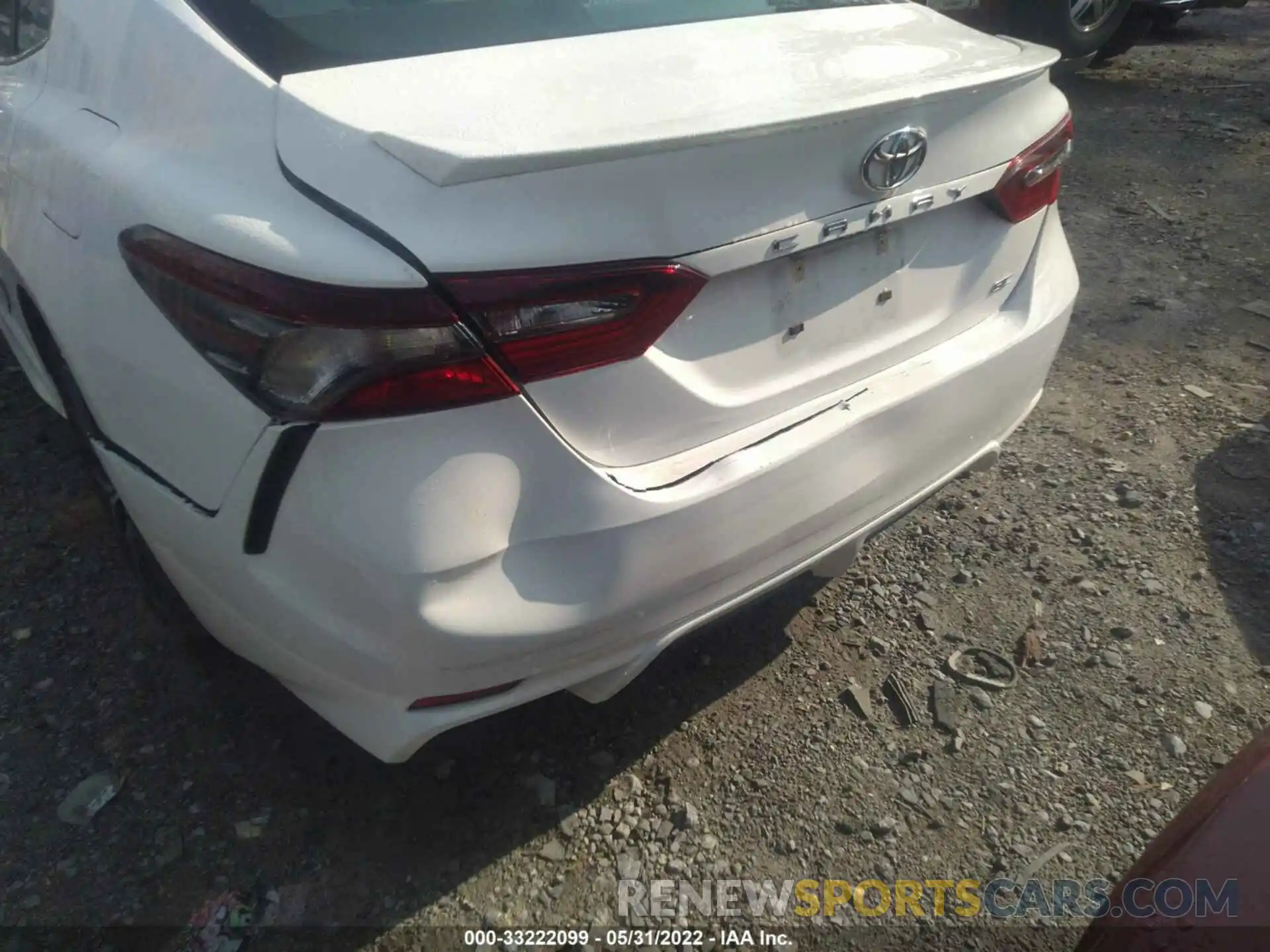 6 Photograph of a damaged car 4T1G11AK6MU557703 TOYOTA CAMRY 2021