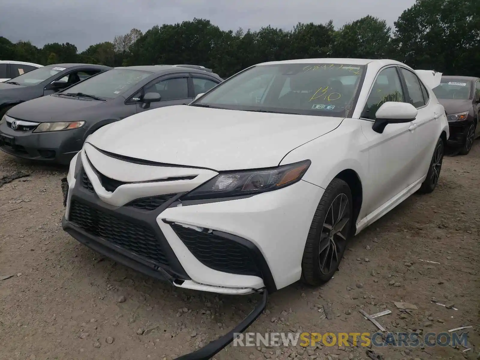 2 Photograph of a damaged car 4T1G11AK6MU561699 TOYOTA CAMRY 2021