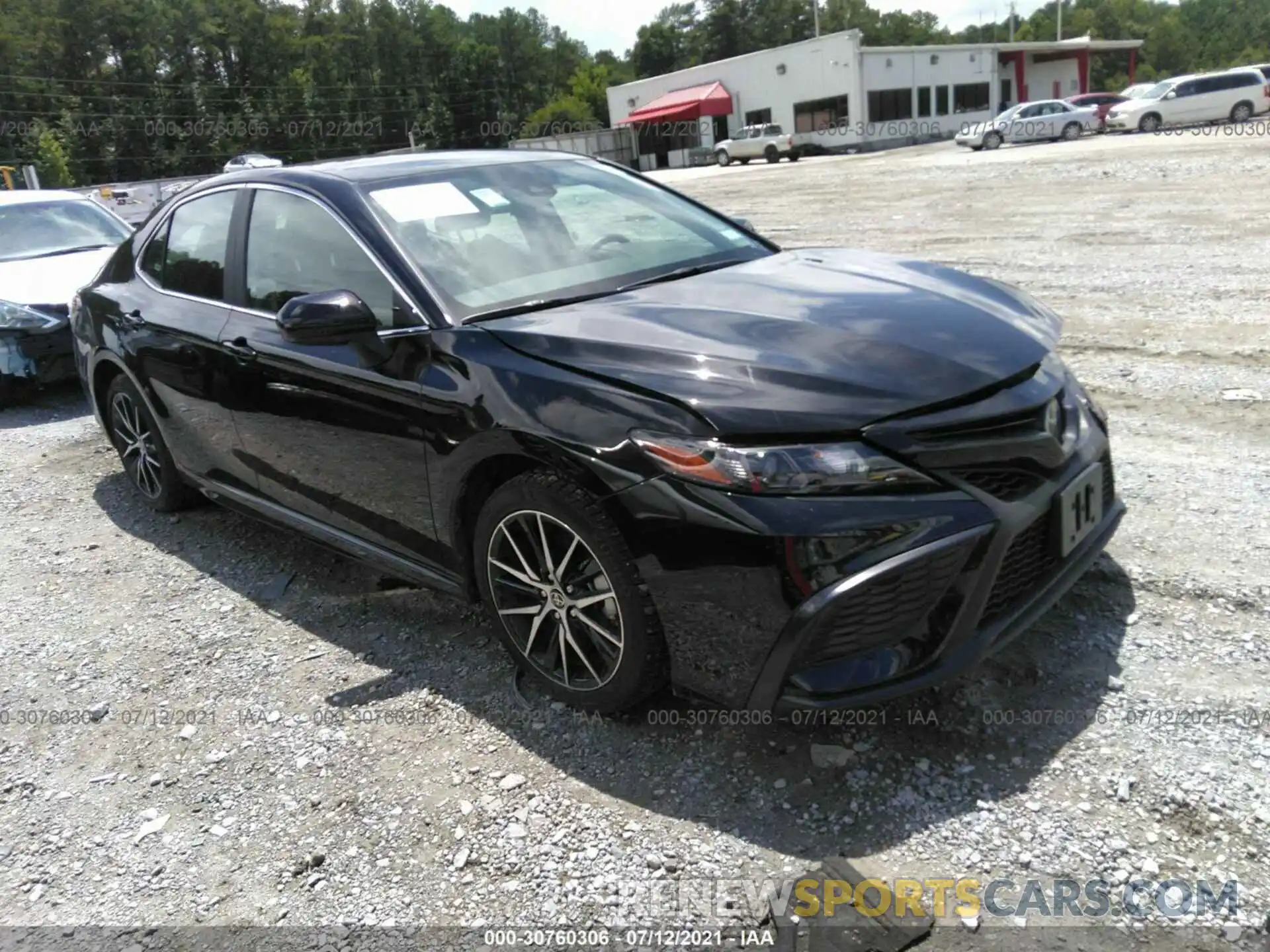 1 Photograph of a damaged car 4T1G11AK6MU571195 TOYOTA CAMRY 2021