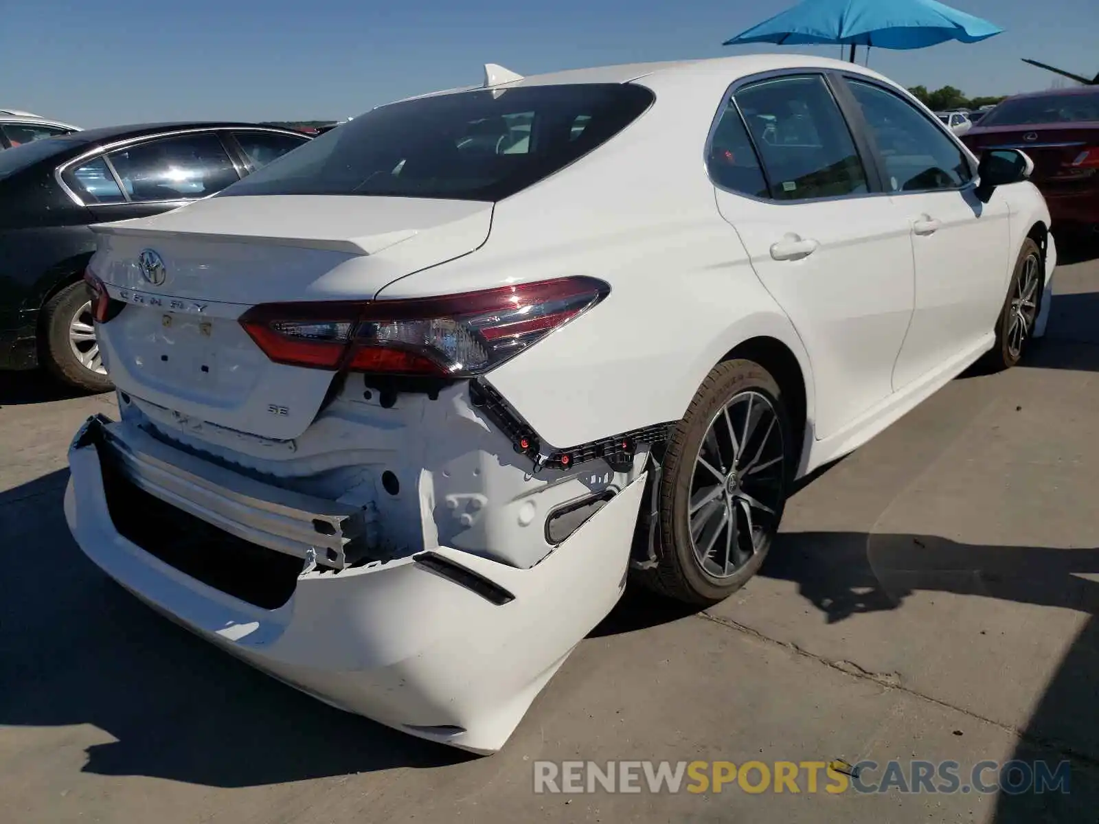 4 Photograph of a damaged car 4T1G11AK6MU576154 TOYOTA CAMRY 2021