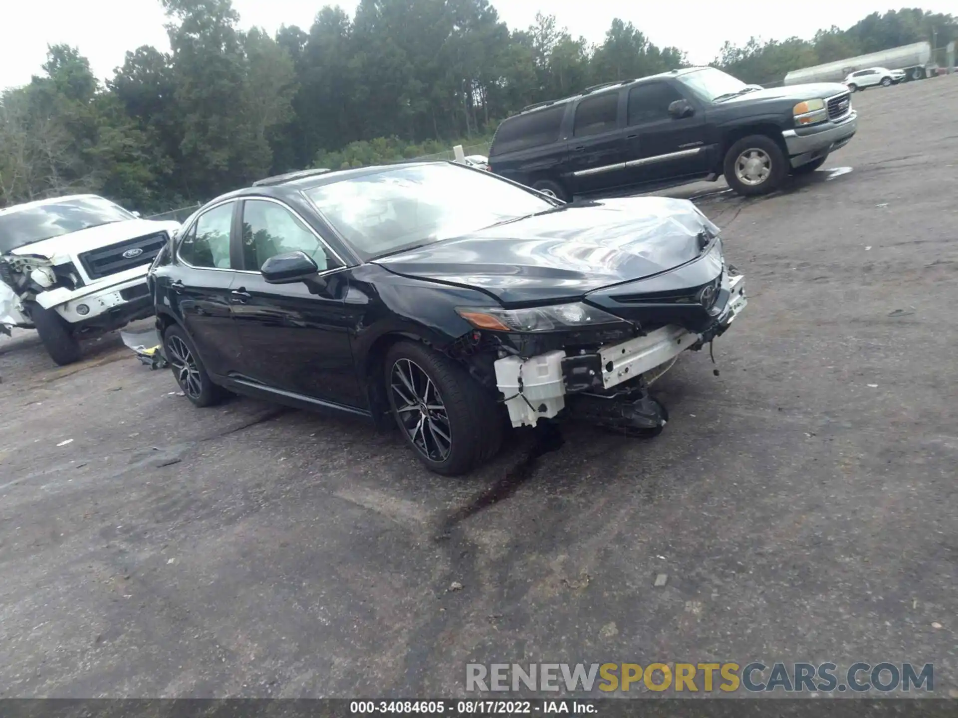 1 Photograph of a damaged car 4T1G11AK6MU577627 TOYOTA CAMRY 2021