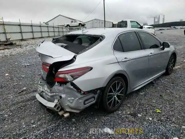 4 Photograph of a damaged car 4T1G11AK6MU596646 TOYOTA CAMRY 2021