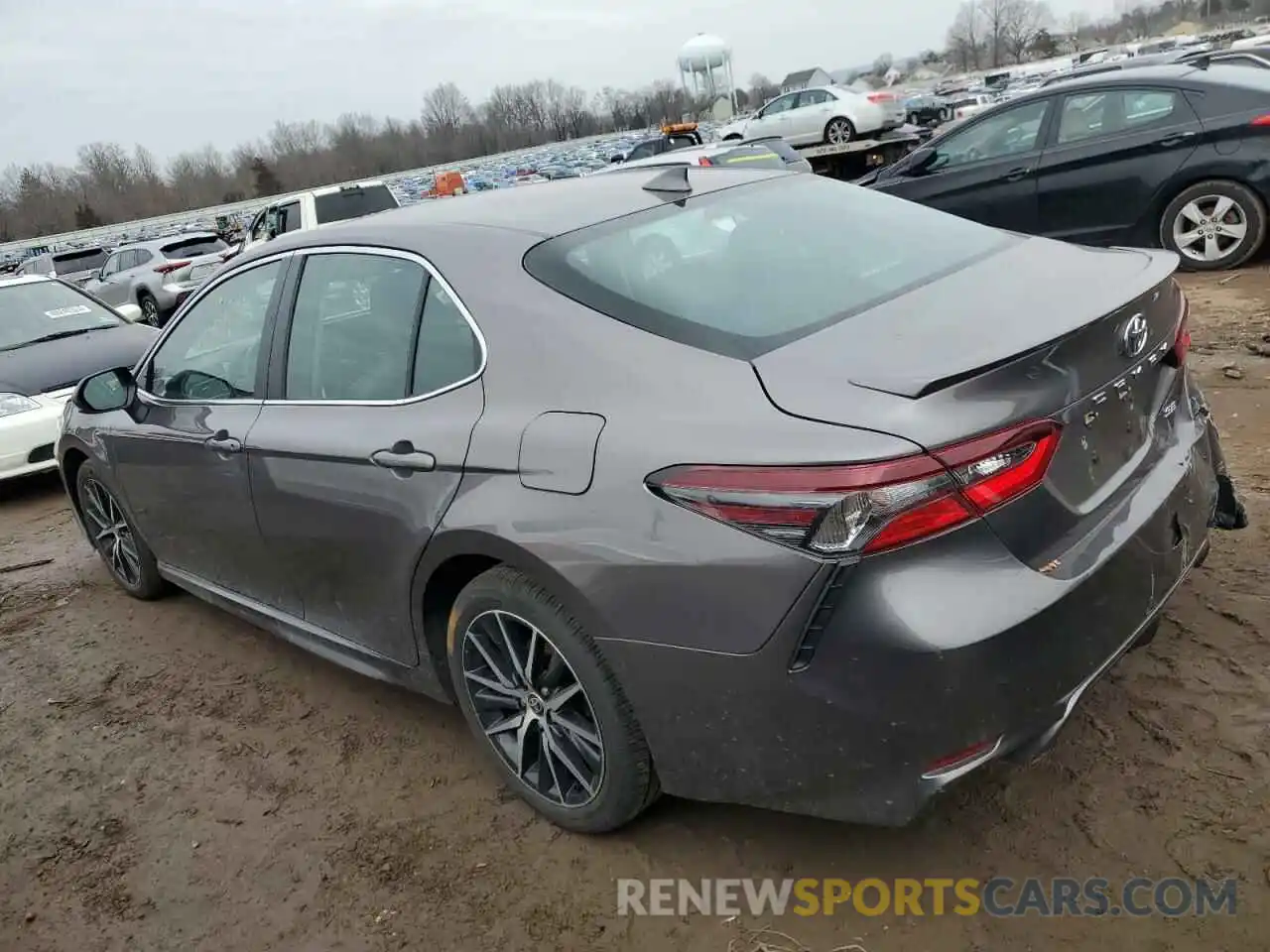 2 Photograph of a damaged car 4T1G11AK6MU616250 TOYOTA CAMRY 2021