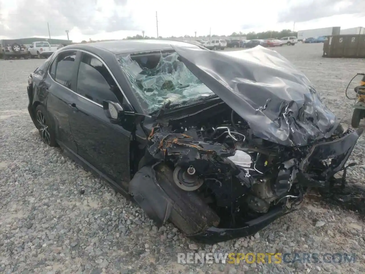 1 Photograph of a damaged car 4T1G11AK7MU404215 TOYOTA CAMRY 2021