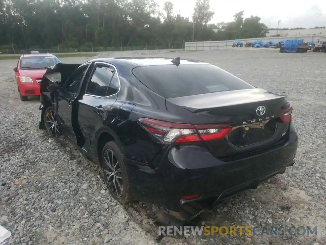 3 Photograph of a damaged car 4T1G11AK7MU404215 TOYOTA CAMRY 2021