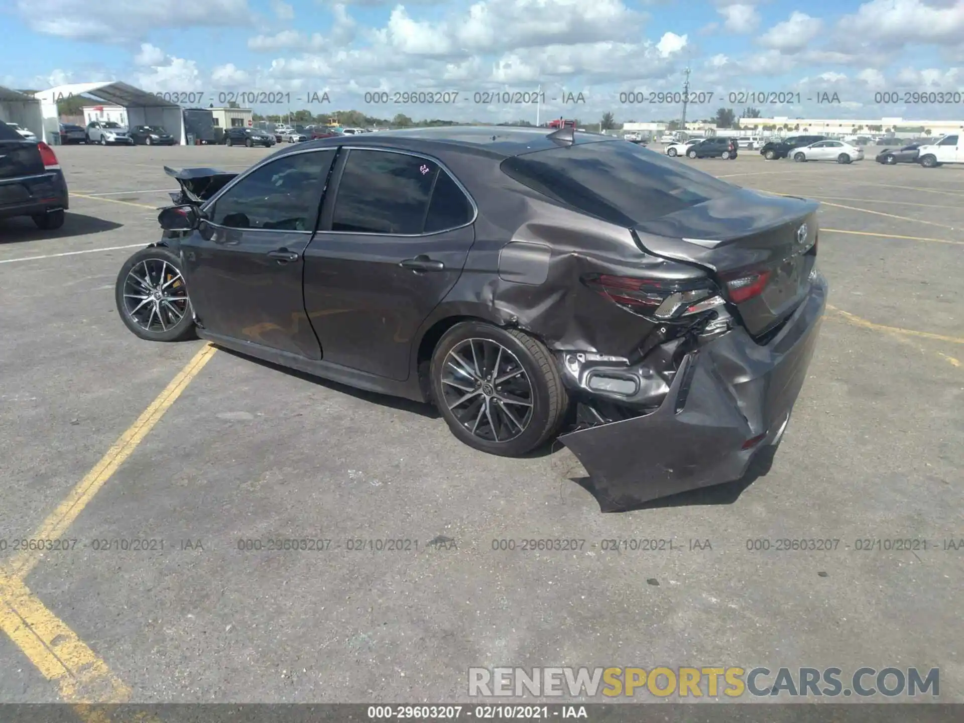 3 Photograph of a damaged car 4T1G11AK7MU405512 TOYOTA CAMRY 2021