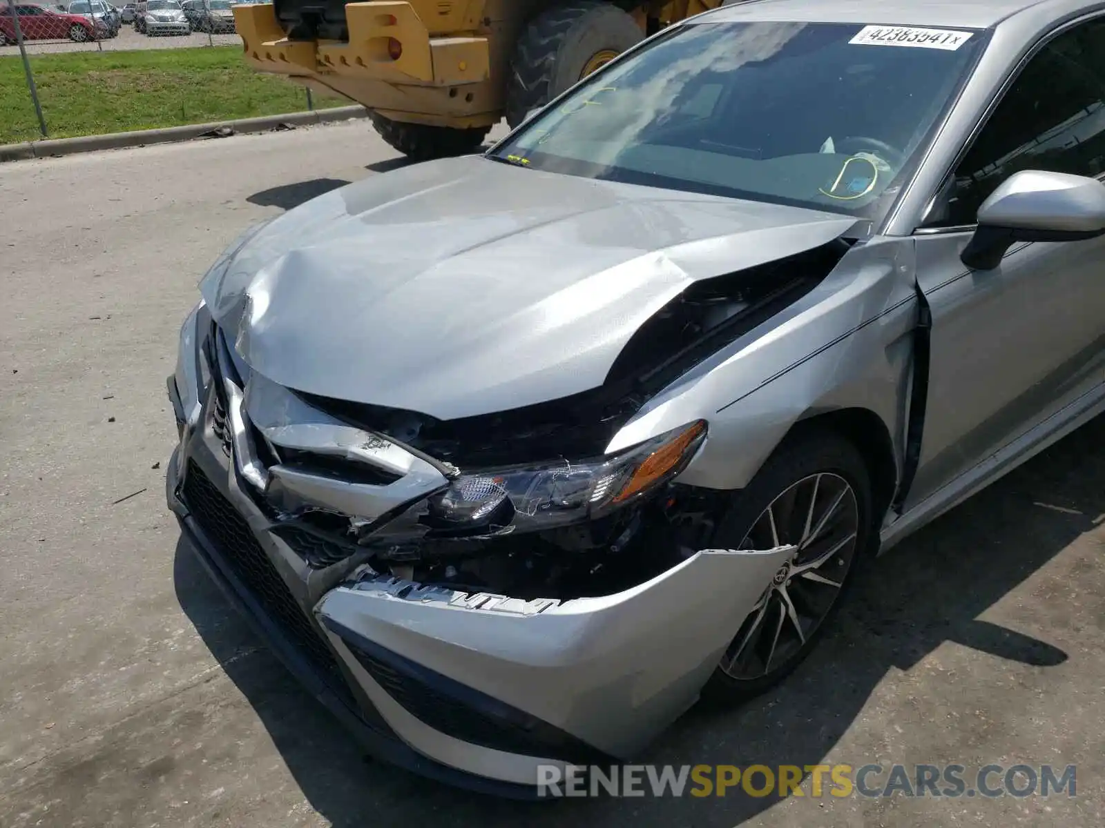 9 Photograph of a damaged car 4T1G11AK7MU406353 TOYOTA CAMRY 2021