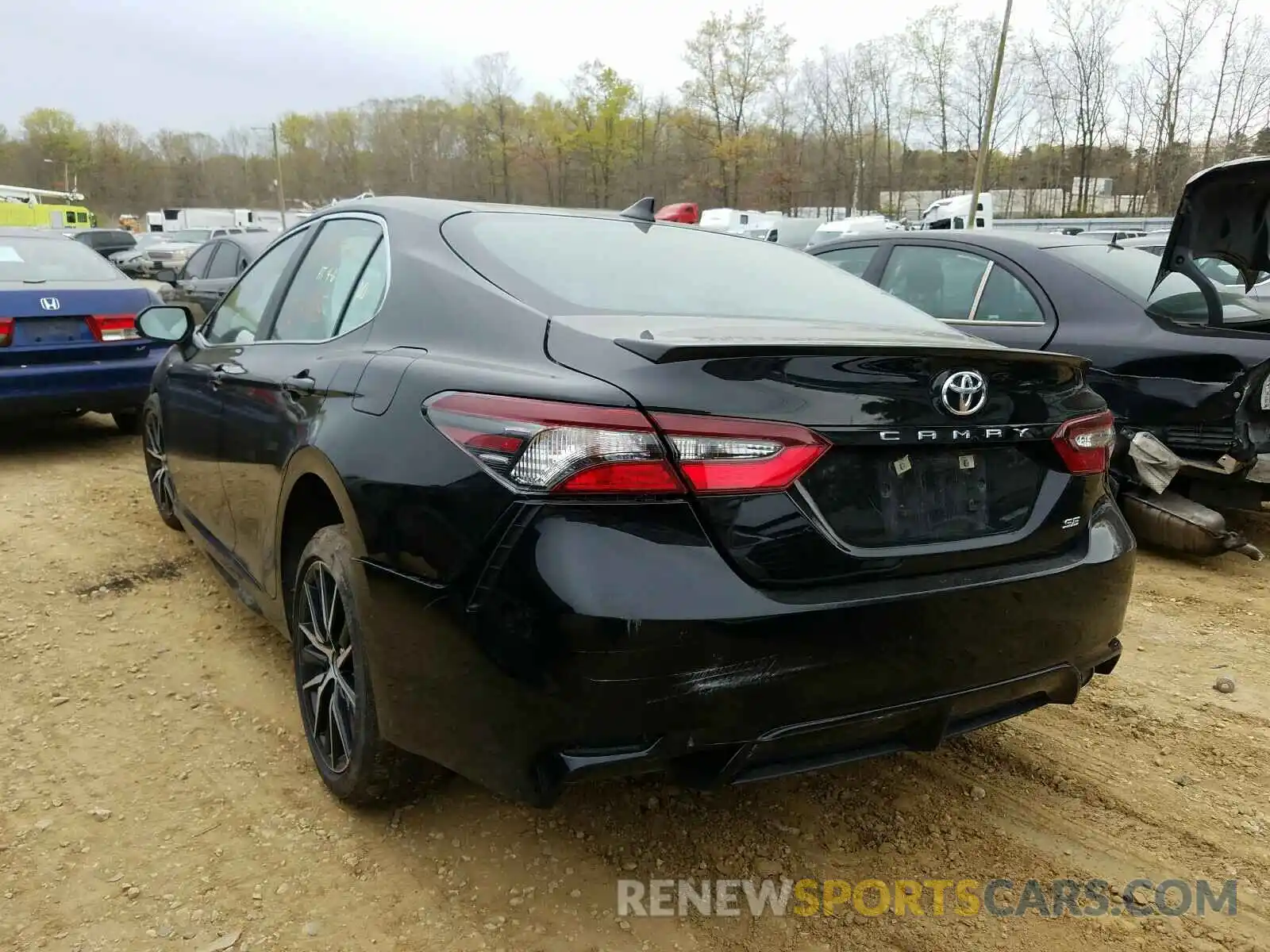 3 Photograph of a damaged car 4T1G11AK7MU409348 TOYOTA CAMRY 2021