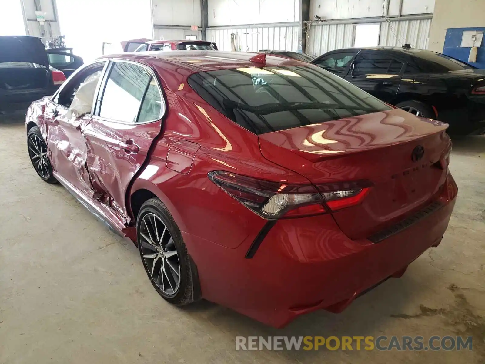 3 Photograph of a damaged car 4T1G11AK7MU415845 TOYOTA CAMRY 2021