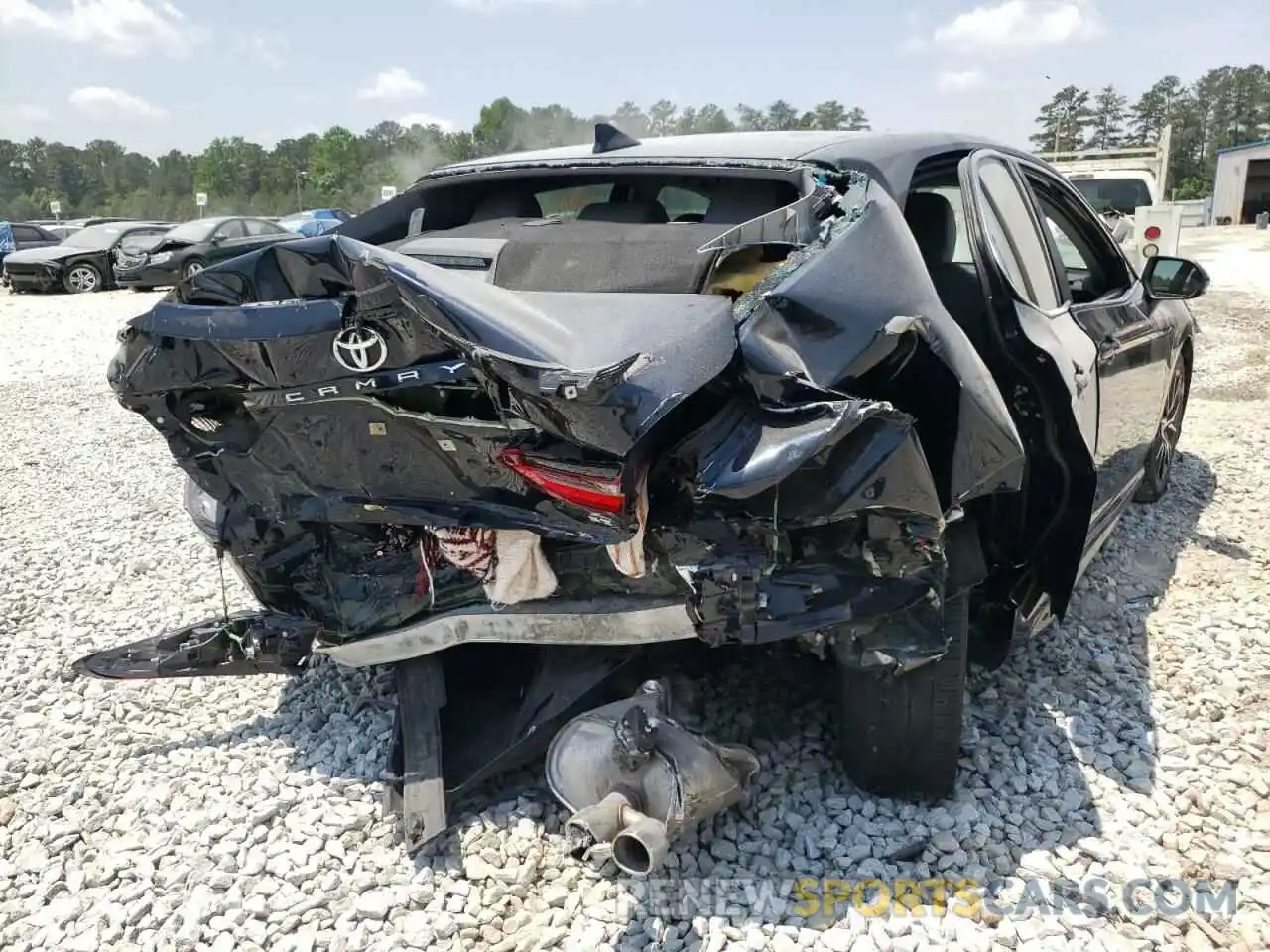 9 Photograph of a damaged car 4T1G11AK7MU422875 TOYOTA CAMRY 2021