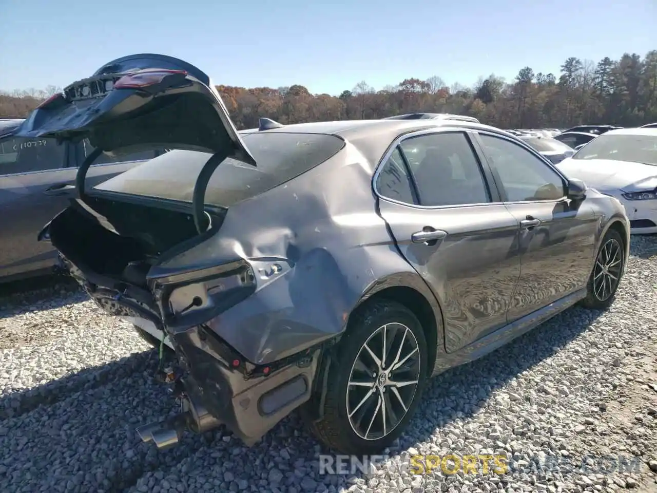 4 Photograph of a damaged car 4T1G11AK7MU428322 TOYOTA CAMRY 2021