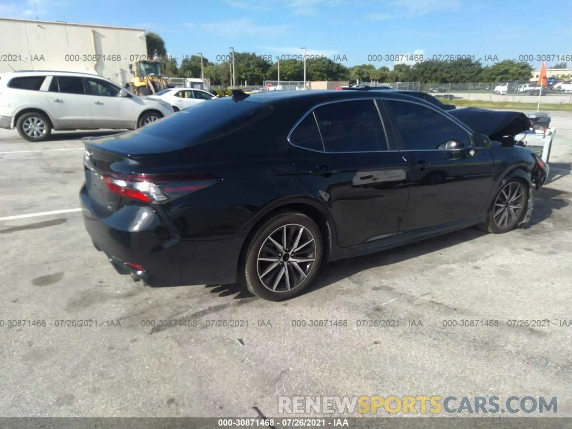 4 Photograph of a damaged car 4T1G11AK7MU444052 TOYOTA CAMRY 2021