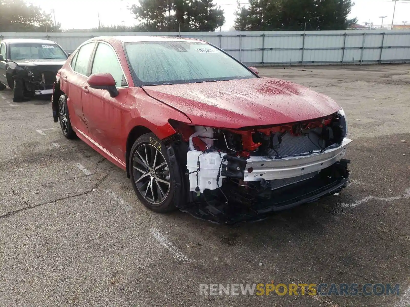 1 Photograph of a damaged car 4T1G11AK7MU450868 TOYOTA CAMRY 2021