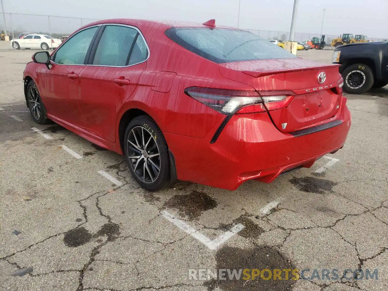 3 Photograph of a damaged car 4T1G11AK7MU450868 TOYOTA CAMRY 2021