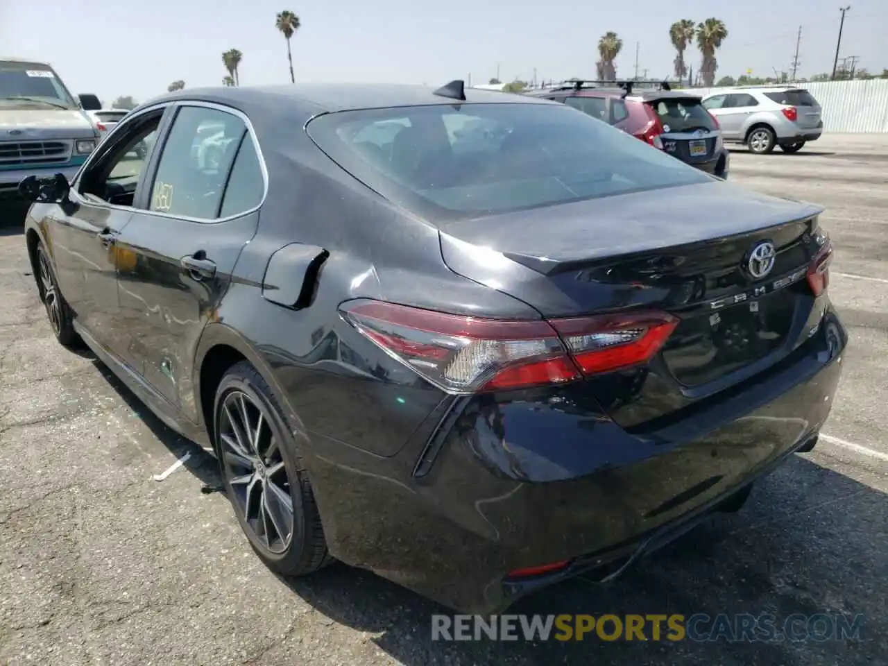 3 Photograph of a damaged car 4T1G11AK7MU469050 TOYOTA CAMRY 2021