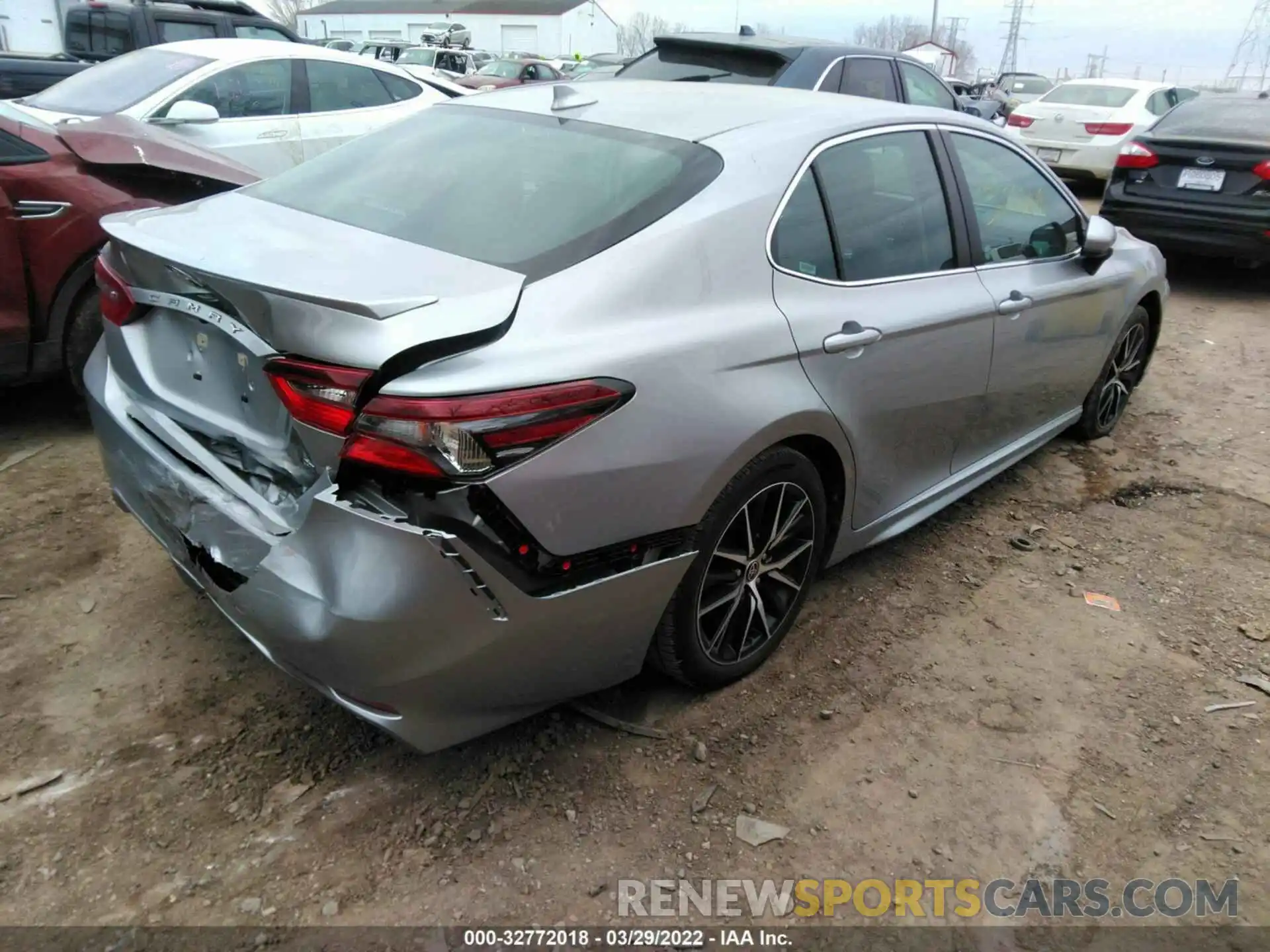 4 Photograph of a damaged car 4T1G11AK7MU469369 TOYOTA CAMRY 2021