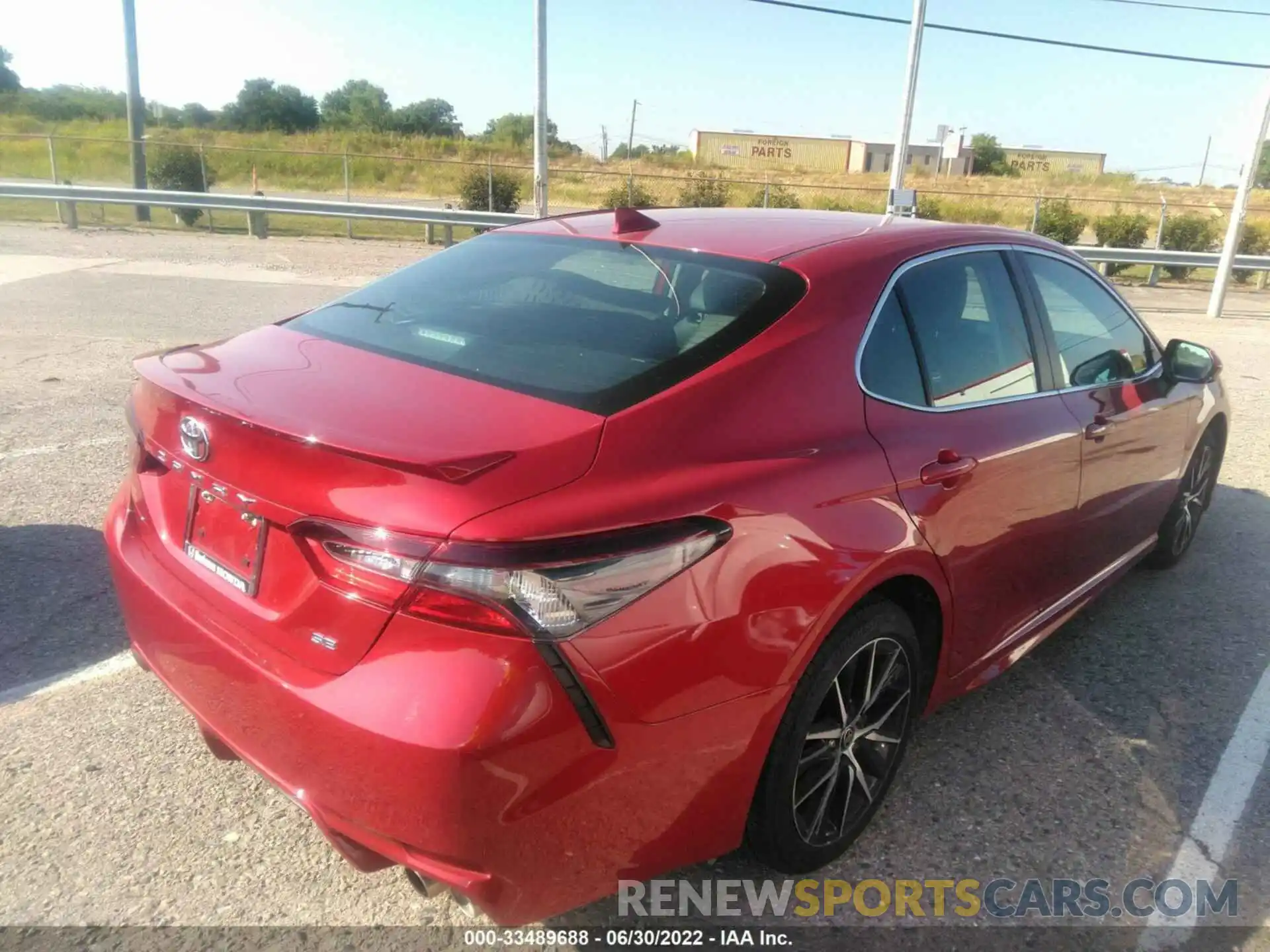 4 Photograph of a damaged car 4T1G11AK7MU480985 TOYOTA CAMRY 2021