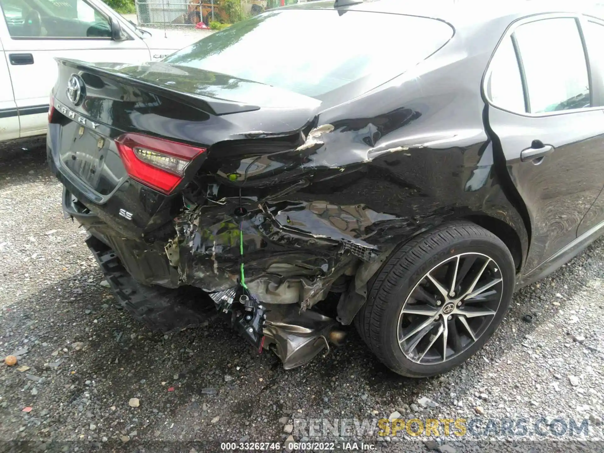 6 Photograph of a damaged car 4T1G11AK7MU486544 TOYOTA CAMRY 2021