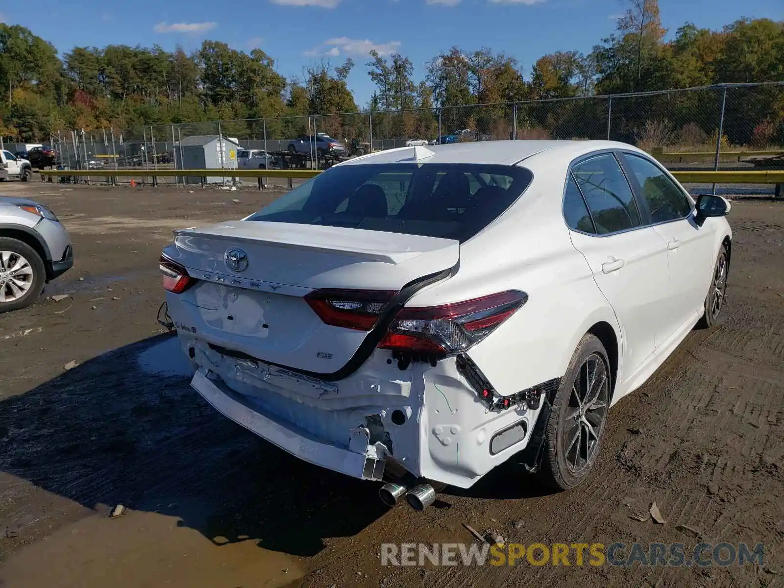 4 Photograph of a damaged car 4T1G11AK7MU489198 TOYOTA CAMRY 2021