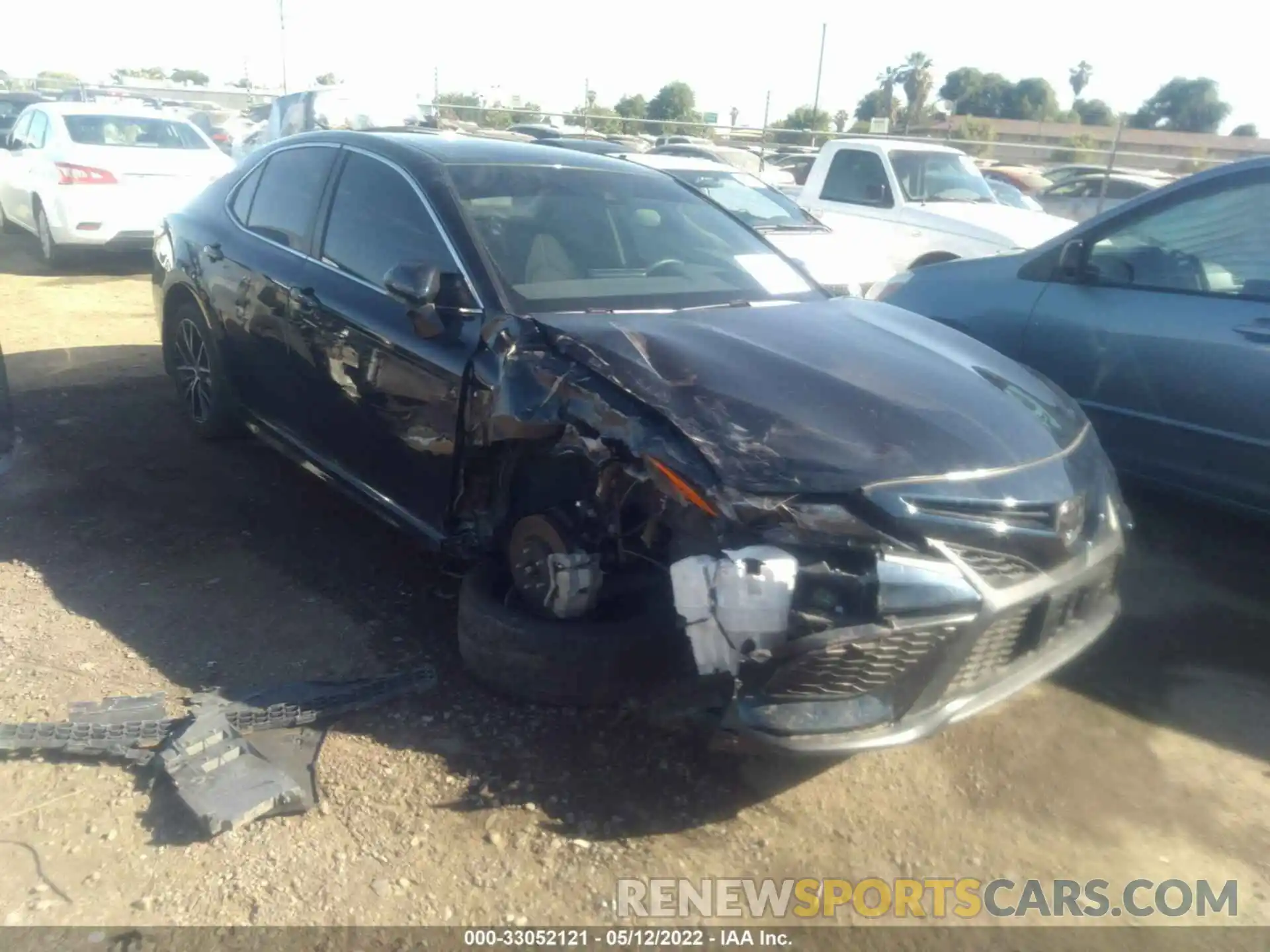 4 Photograph of a damaged car 4T1G11AK7MU495082 TOYOTA CAMRY 2021