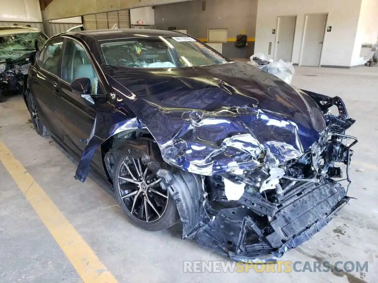 1 Photograph of a damaged car 4T1G11AK7MU512303 TOYOTA CAMRY 2021