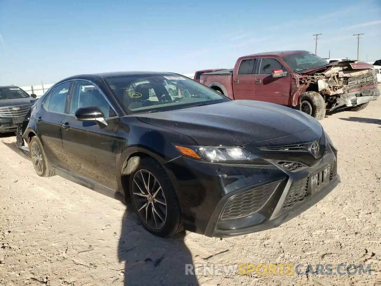 1 Photograph of a damaged car 4T1G11AK7MU521406 TOYOTA CAMRY 2021