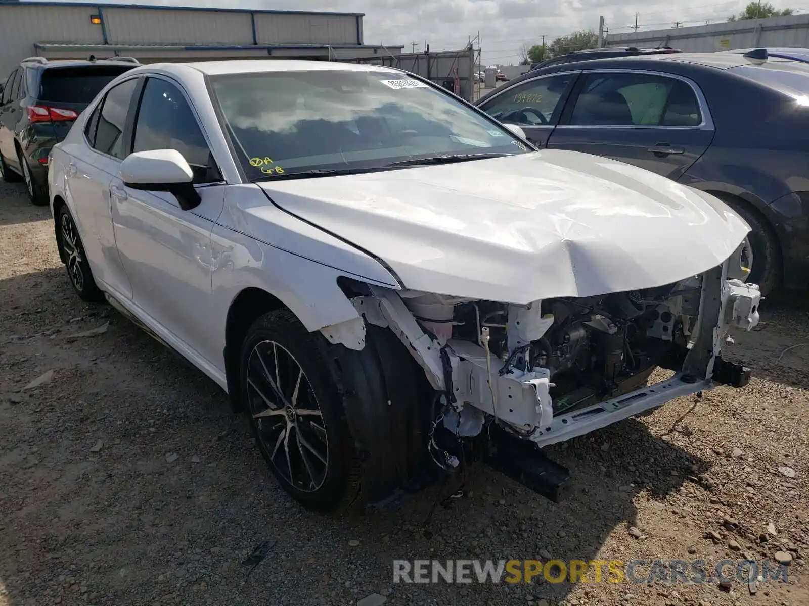 1 Photograph of a damaged car 4T1G11AK7MU526878 TOYOTA CAMRY 2021