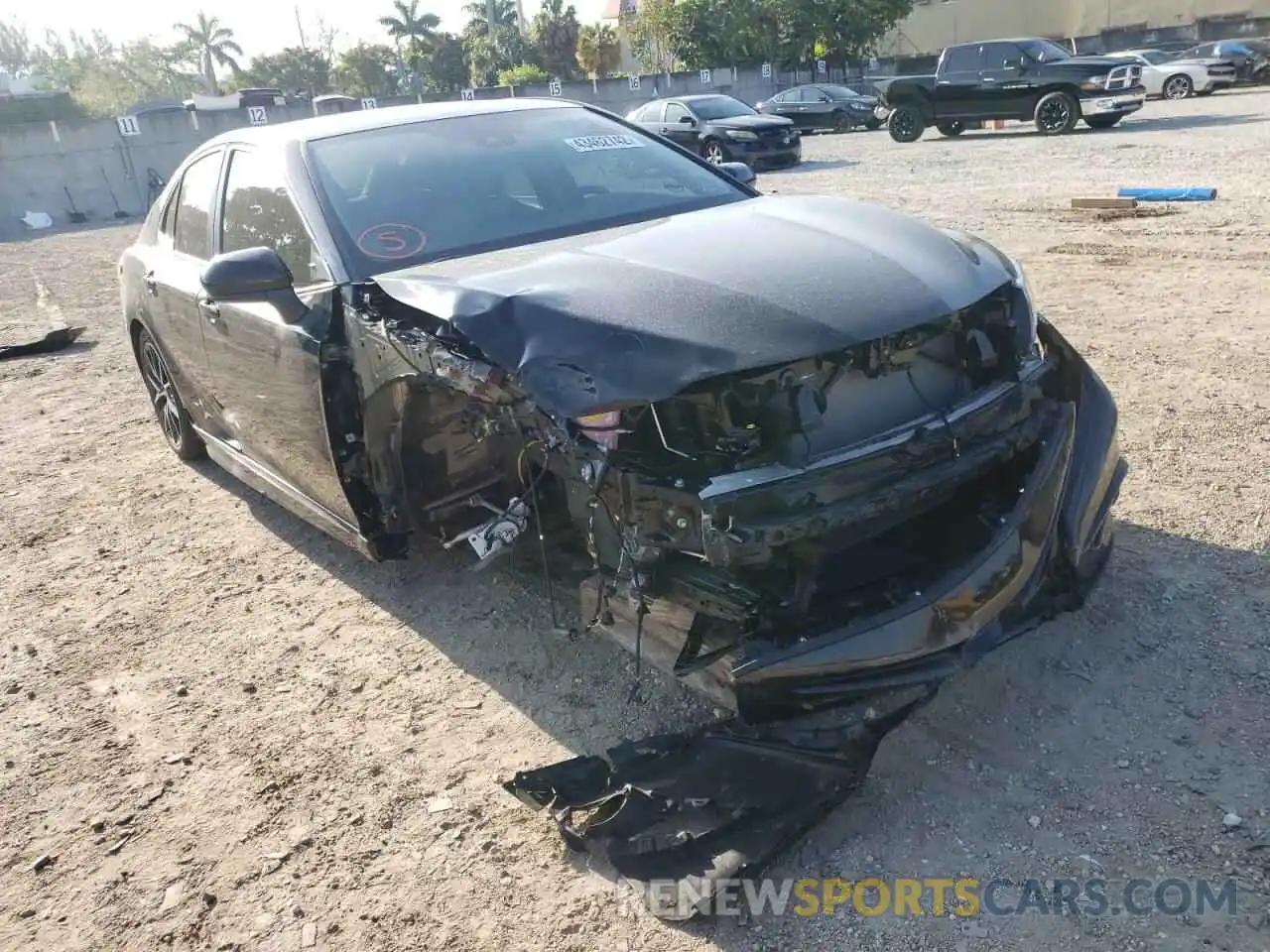 1 Photograph of a damaged car 4T1G11AK7MU531319 TOYOTA CAMRY 2021