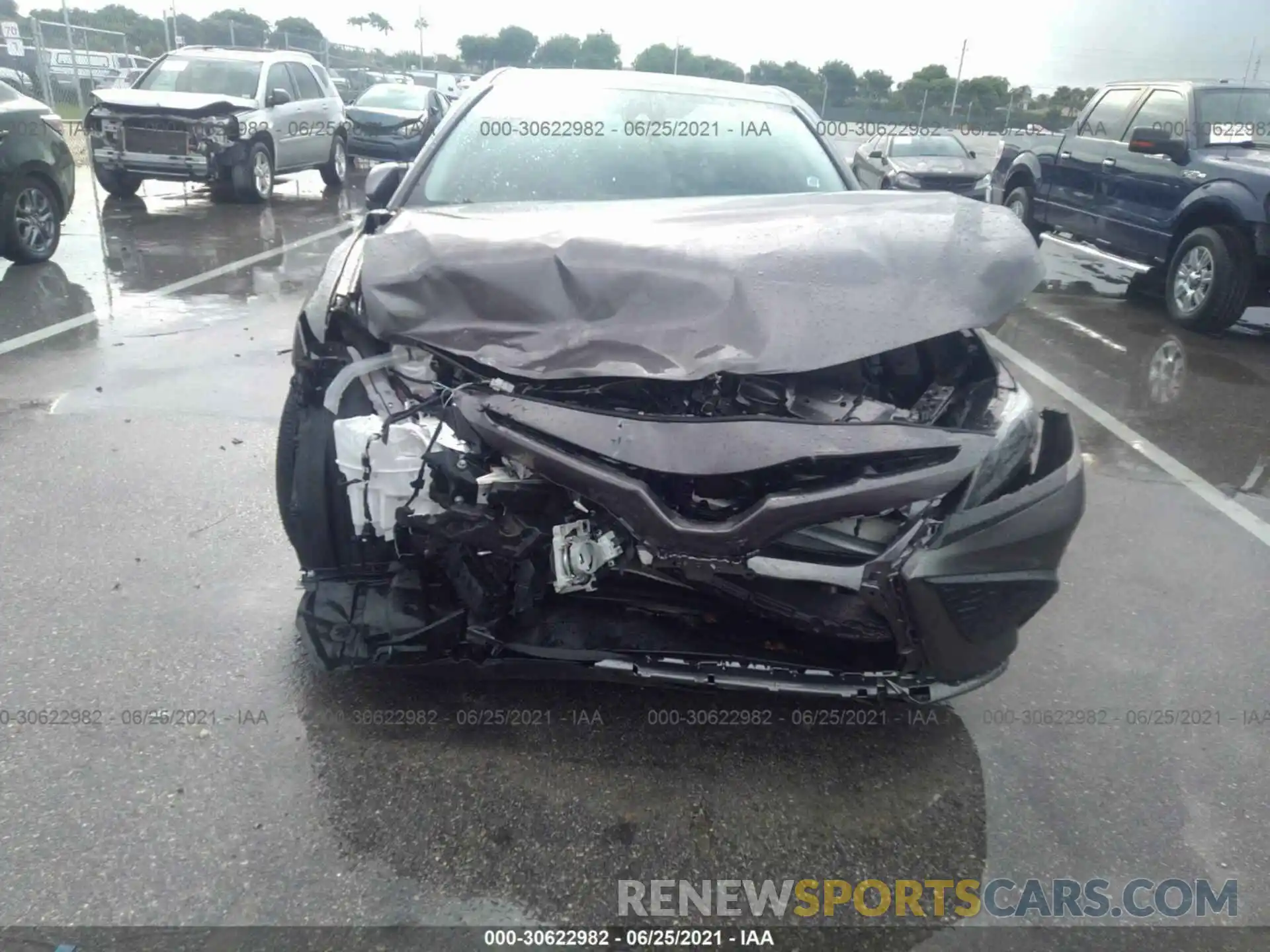 6 Photograph of a damaged car 4T1G11AK7MU553305 TOYOTA CAMRY 2021