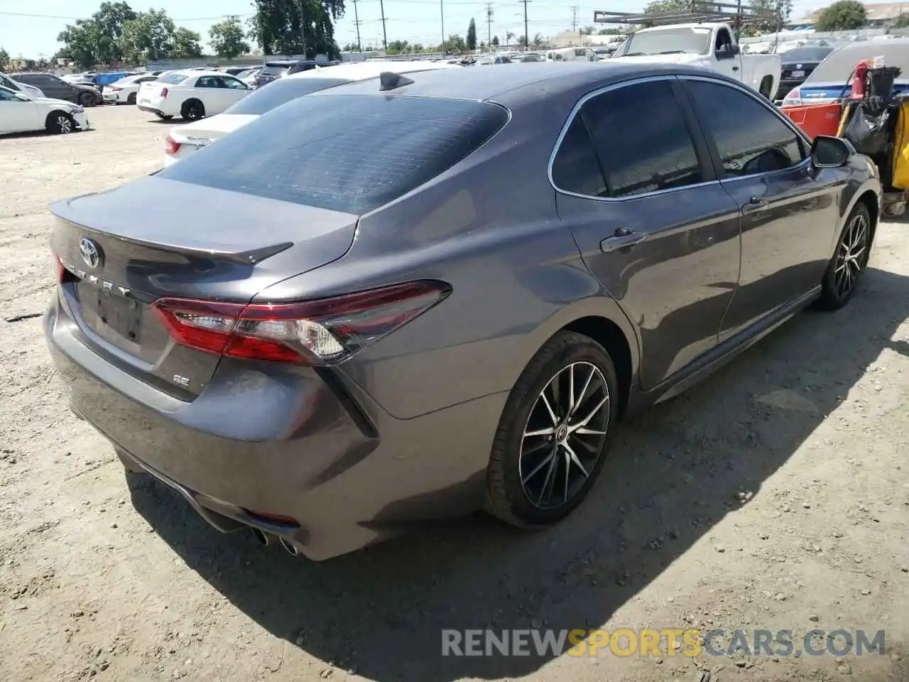 4 Photograph of a damaged car 4T1G11AK7MU556219 TOYOTA CAMRY 2021