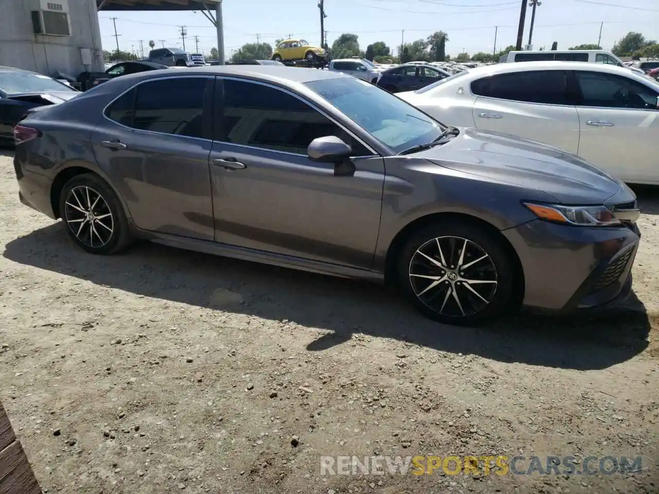 9 Photograph of a damaged car 4T1G11AK7MU556219 TOYOTA CAMRY 2021