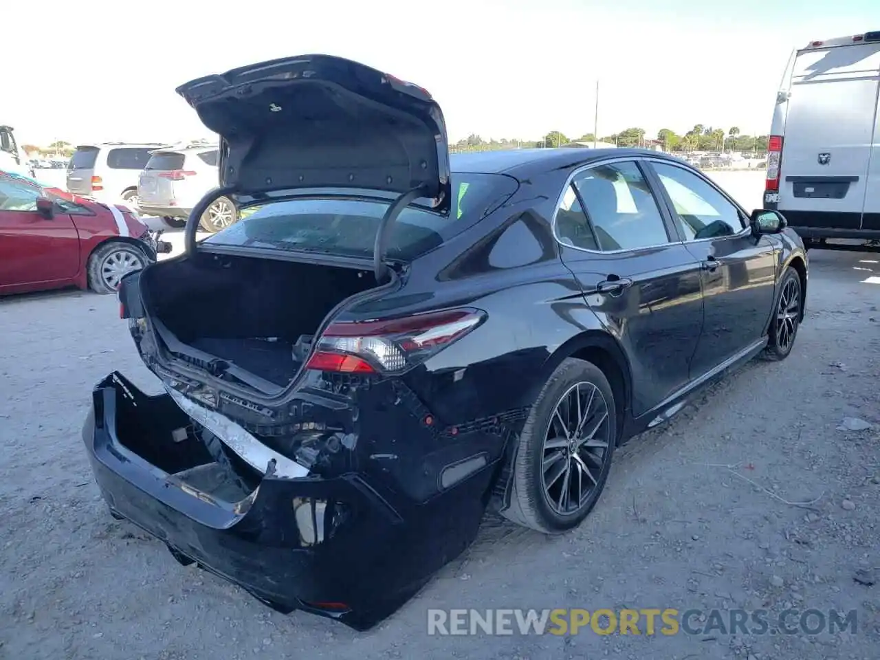 4 Photograph of a damaged car 4T1G11AK7MU558052 TOYOTA CAMRY 2021