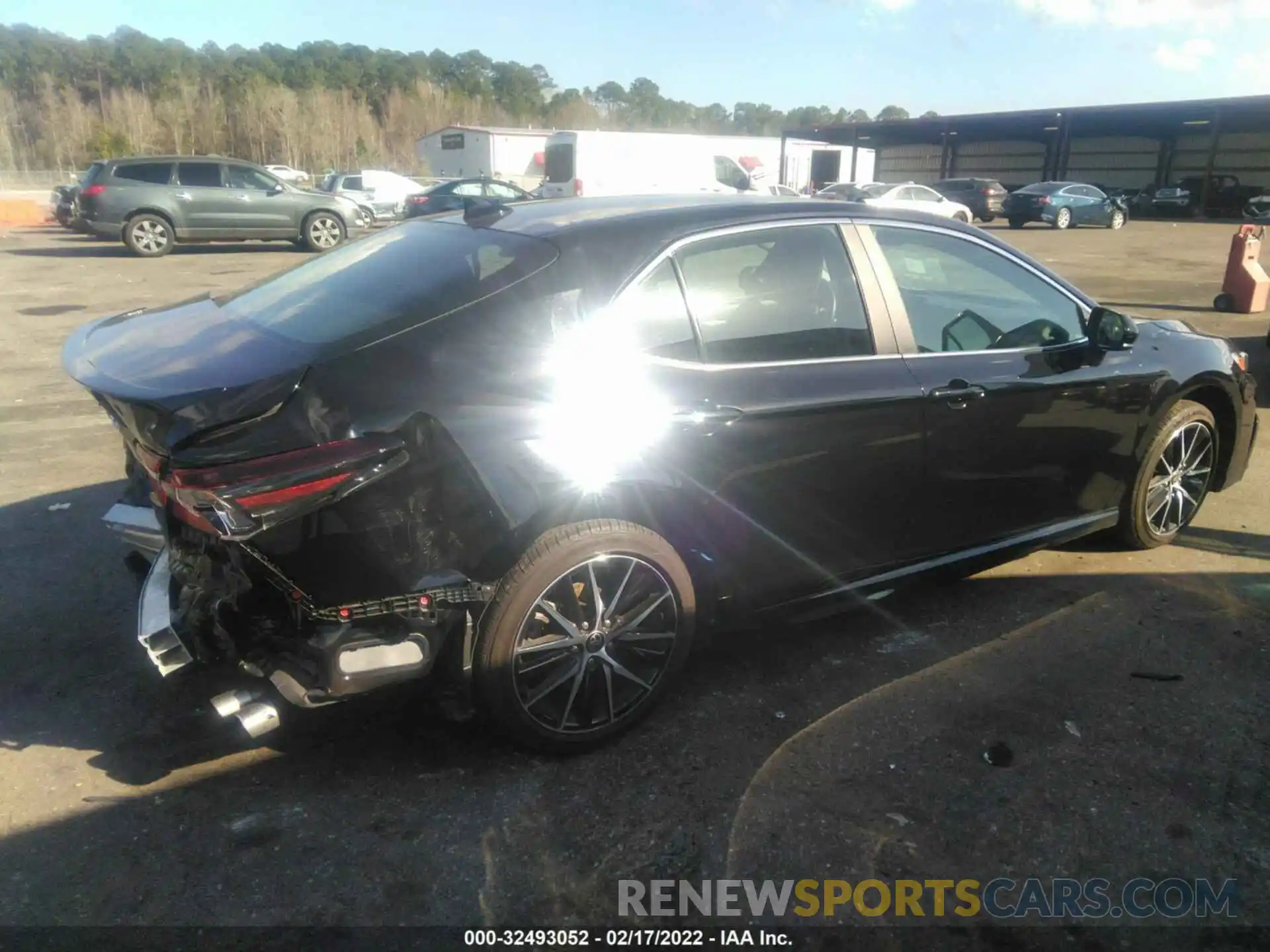 4 Photograph of a damaged car 4T1G11AK7MU559394 TOYOTA CAMRY 2021