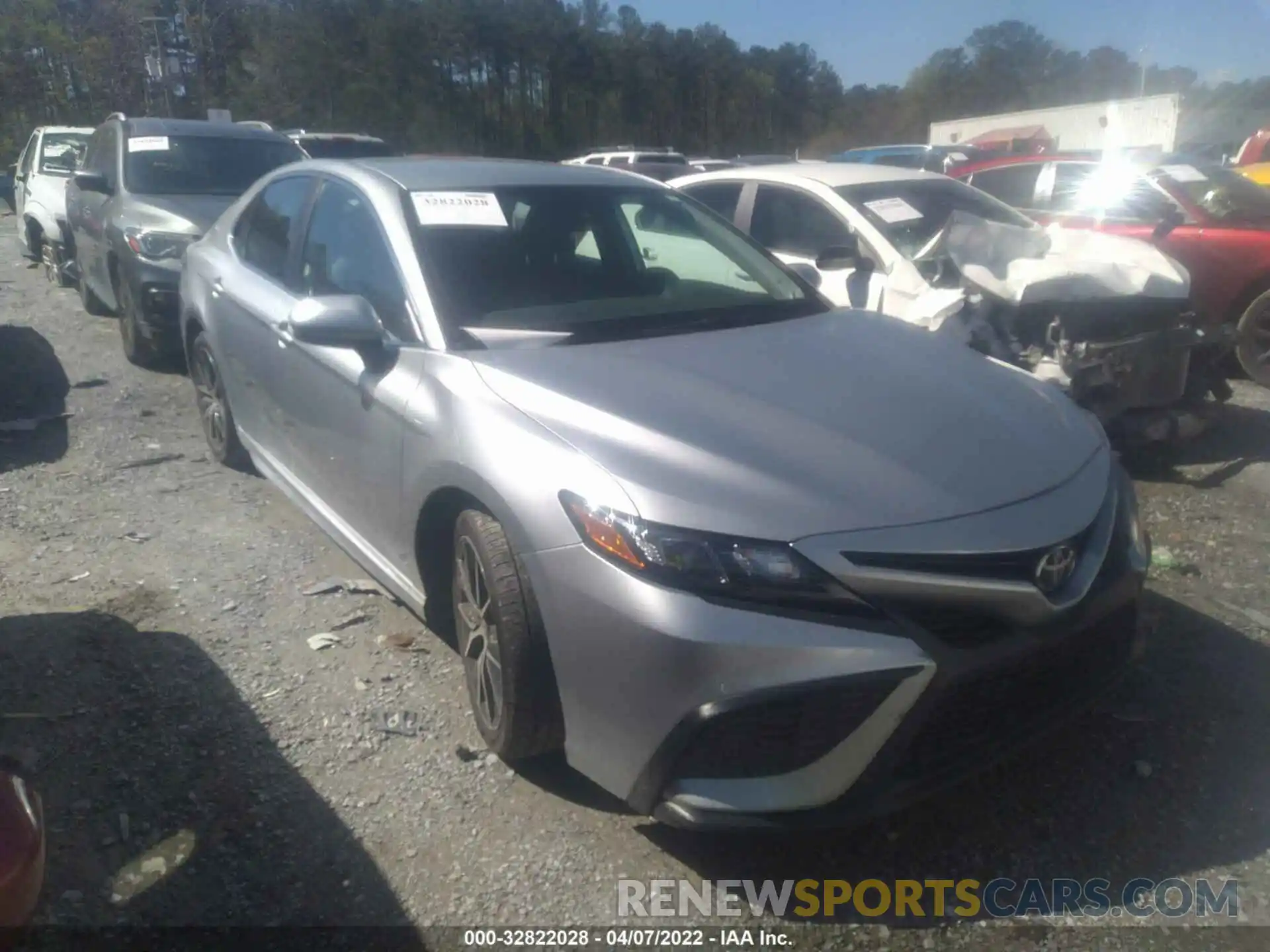 1 Photograph of a damaged car 4T1G11AK7MU561386 TOYOTA CAMRY 2021