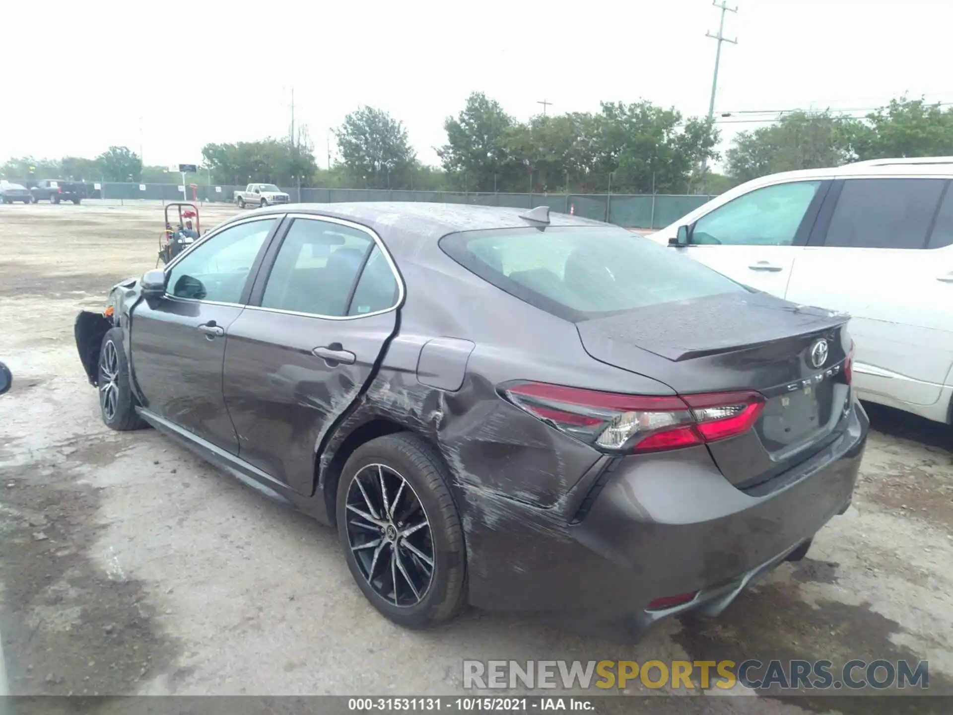 3 Photograph of a damaged car 4T1G11AK7MU574395 TOYOTA CAMRY 2021