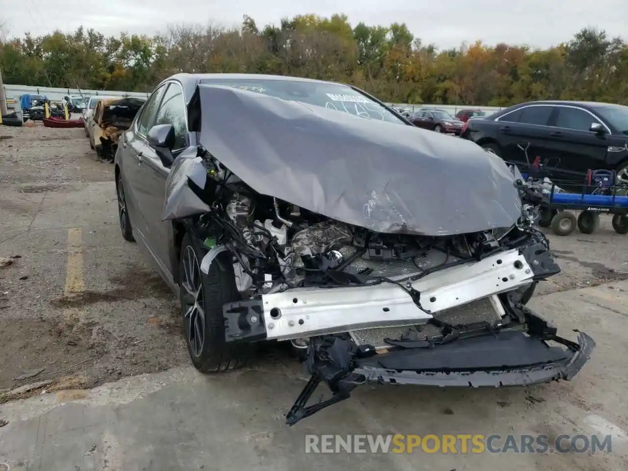 9 Photograph of a damaged car 4T1G11AK7MU586899 TOYOTA CAMRY 2021