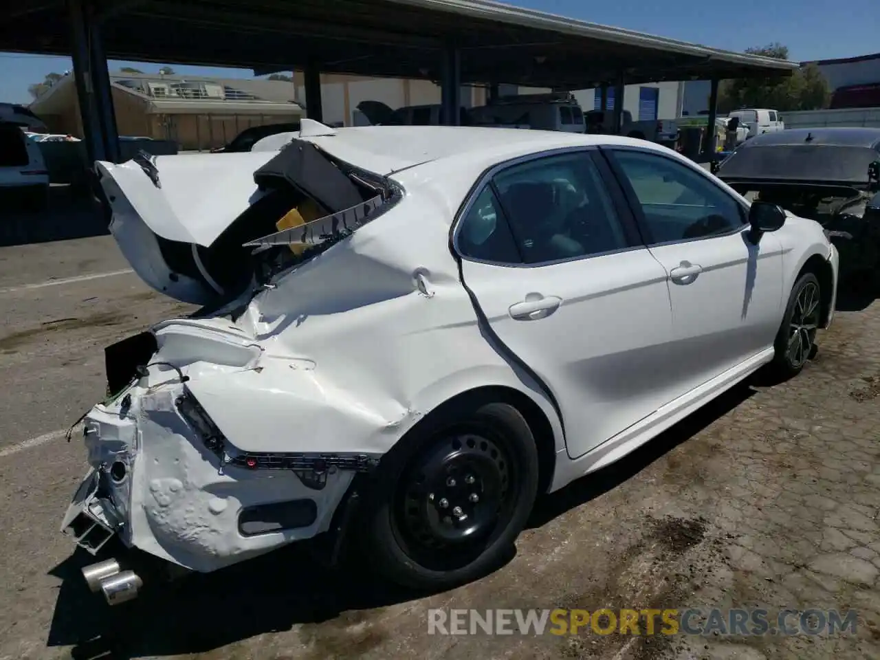 4 Photograph of a damaged car 4T1G11AK7MU592802 TOYOTA CAMRY 2021