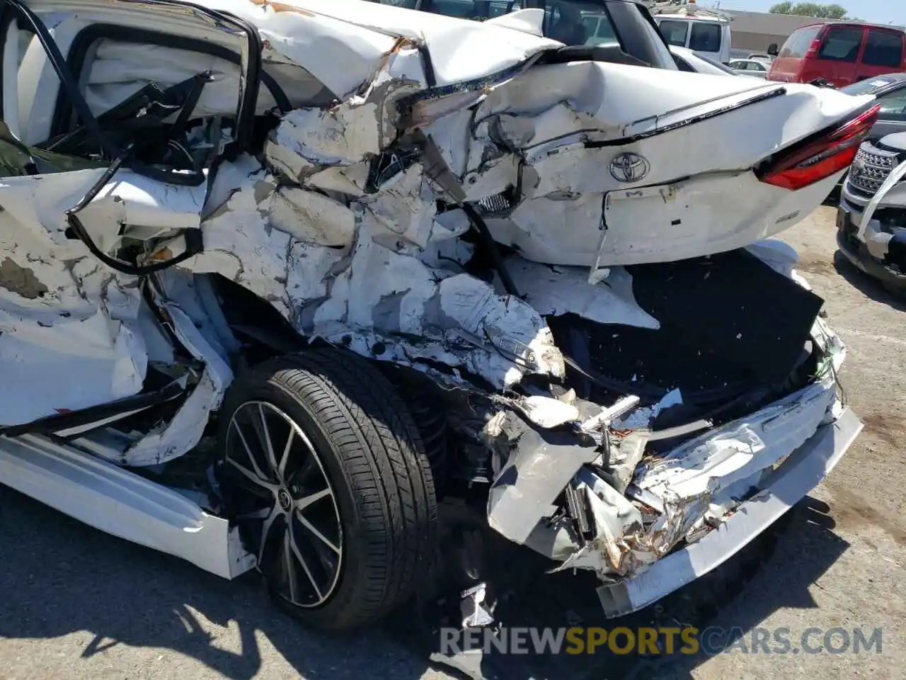 9 Photograph of a damaged car 4T1G11AK7MU592802 TOYOTA CAMRY 2021