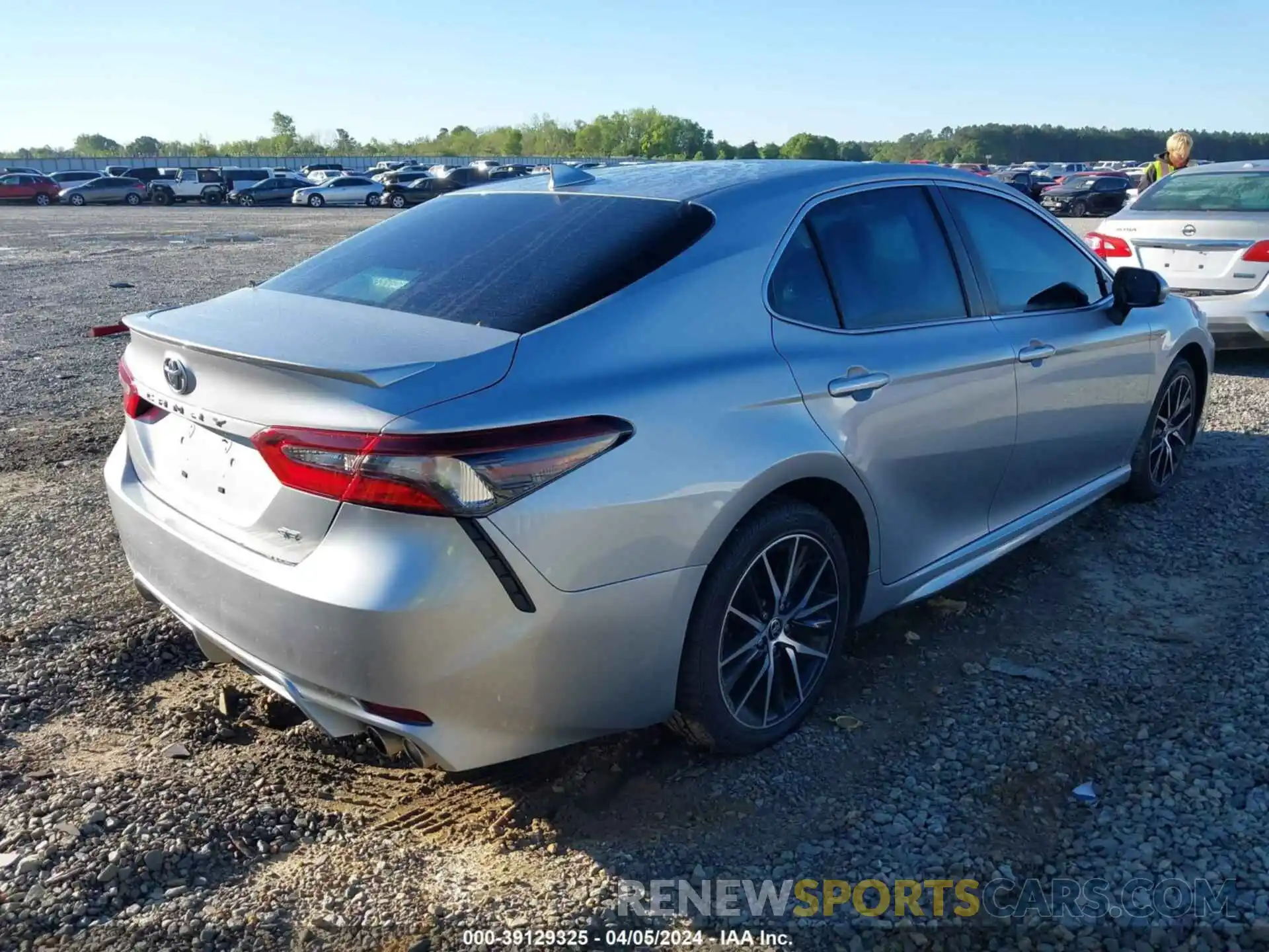 4 Photograph of a damaged car 4T1G11AK7MU593643 TOYOTA CAMRY 2021