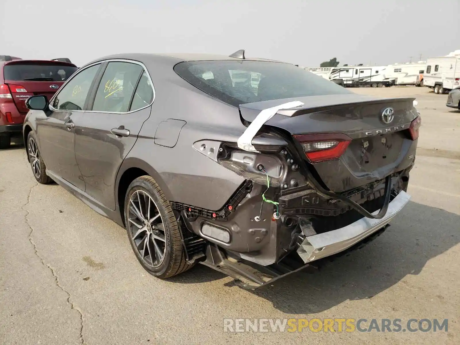 3 Photograph of a damaged car 4T1G11AK7MU596543 TOYOTA CAMRY 2021